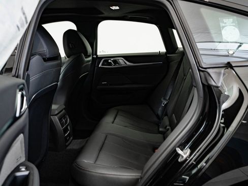 New 2026 BMW 430i xDrive w/ M Sport Package image 43