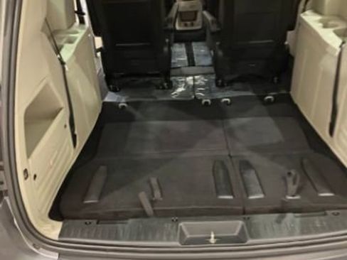Used 2013 Dodge Grand Caravan American Value Package image 27