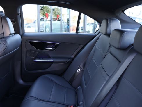 Certified 2023 Mercedes-Benz C 300 Sedan image 16