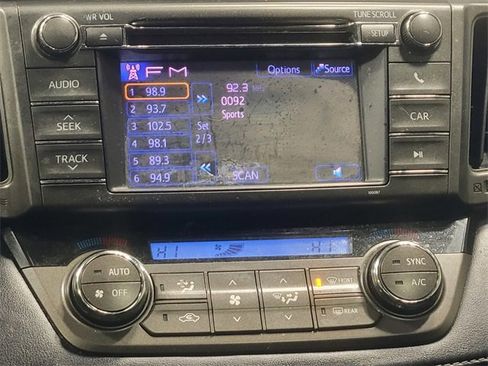 Used 2013 Toyota RAV4 XLE image 20