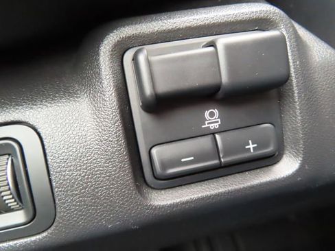 Used 2024 Chevrolet Silverado EV W/T AWD/4WD image 34