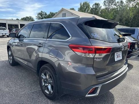 Used 2017 Toyota Highlander Limited Platinum AWD/4WD image 15