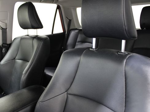 Used 2022 Toyota 4Runner Limited image 4