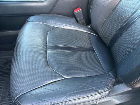 Used 2021 Ford Expedition Platinum image 4