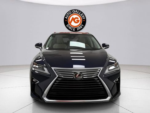 Used 2018 Lexus RX 350L FWD w/ Premium Package image 2