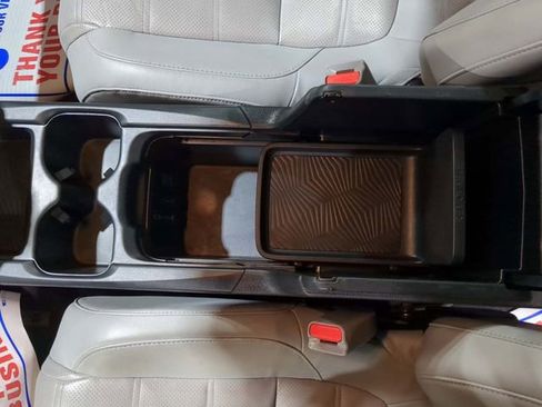 Used 2019 Honda CR-V Touring image 28