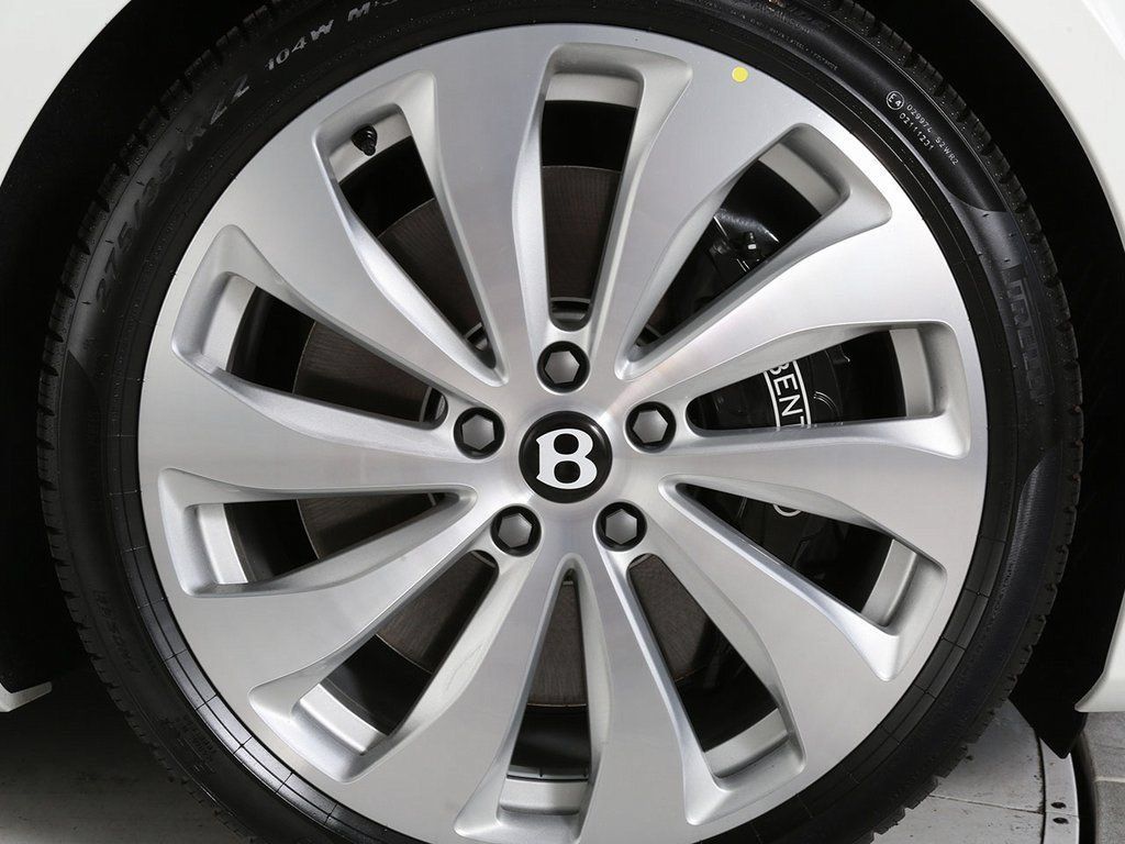 Used 2026 Bentley Continental GT Azure AWD/4WD image 6