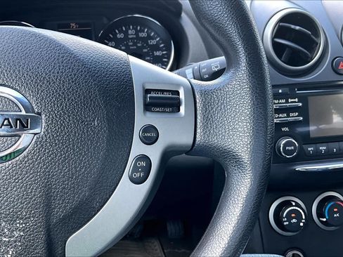 Used 2012 Nissan Rogue SV AWD/4WD image 24