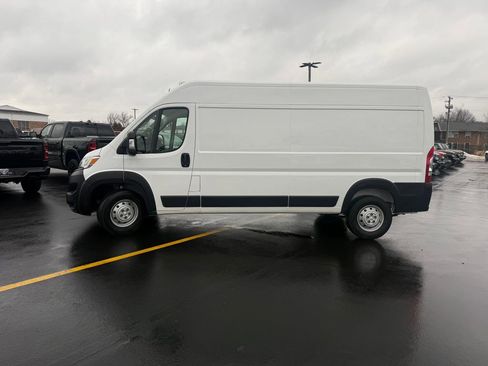 Used 2023 RAM ProMaster 2500 image 8