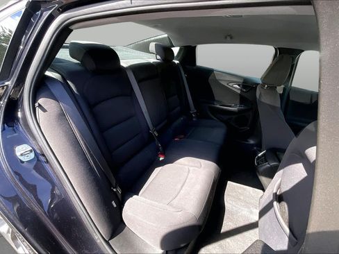 Used 2022 Chevrolet Malibu LT FWD image 26