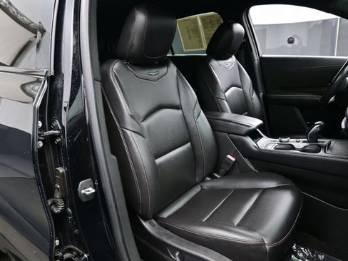 Used 2019 Cadillac XT4 Sport w/ Driver Awareness Package FWD image 13