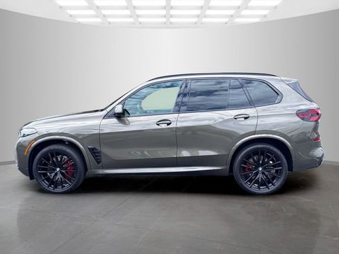 New 2026 BMW X5 sDrive40i w/ M Sport Package RWD image 3