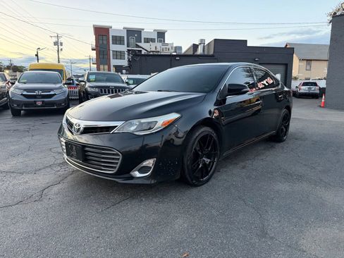 Used 2015 Toyota Avalon XLE image 3
