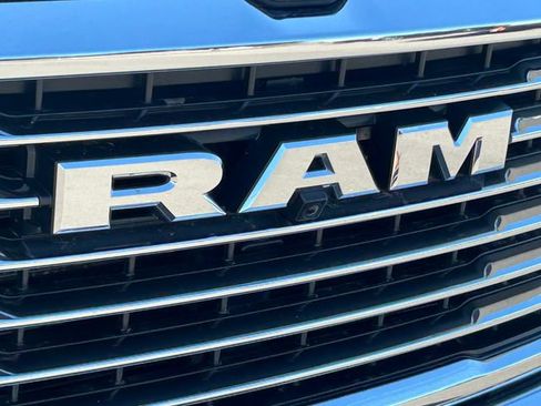 Used 2025 RAM 1500 Laramie AWD/4WD image 12
