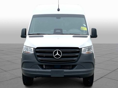 New 2025 Mercedes-Benz Sprinter 2500 image 3