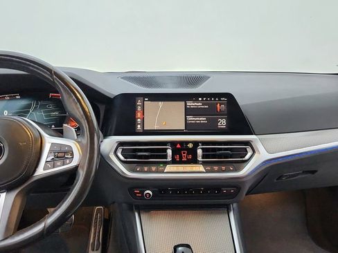 Used 2022 BMW 330i Sedan w/ M Sport Package image 34