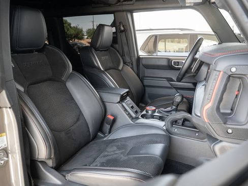 Used 2025 Ford Bronco Raptor AWD/4WD image 46