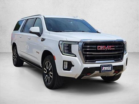 Used 2021 GMC Yukon XL AT4 w/ AT4 Premium Plus Package AWD/4WD image 3
