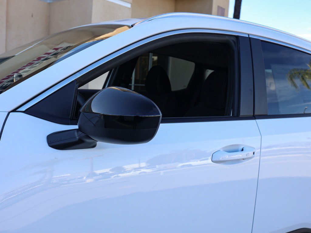 Used 2026 Nissan Kicks SV w/ Charging Package FWD image 13