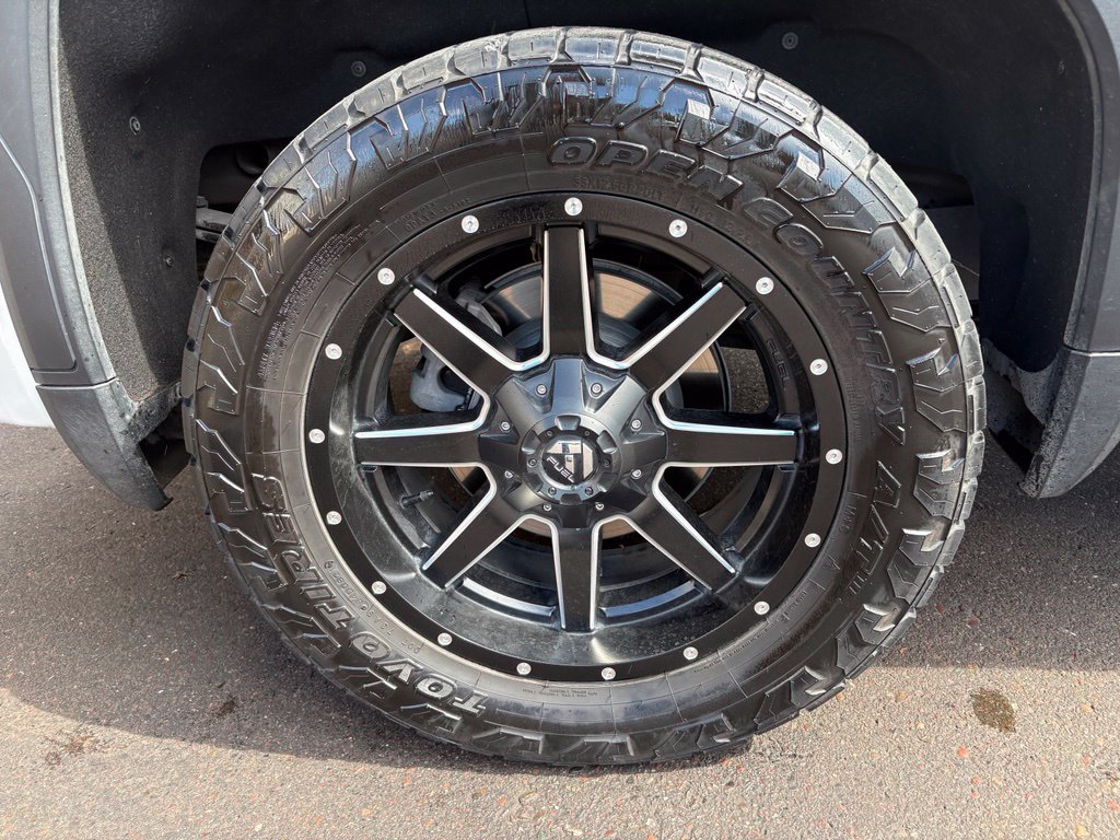 Used 2021 GMC Sierra 1500 Denali w/ Denali Ultimate Package AWD/4WD image 5