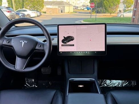 Used 2021 Tesla Model 3 Long Range AWD/4WD image 25