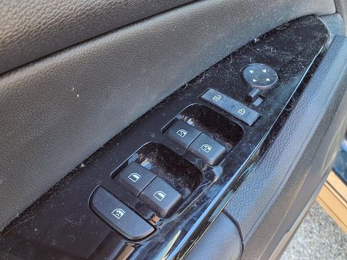 Used 2025 Kia Sportage EX AWD/4WD image 15