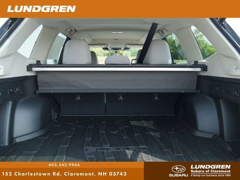 Used 2023 Subaru Forester Premium AWD/4WD image 33