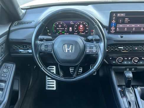 Used 2023 Honda Accord Sport image 18