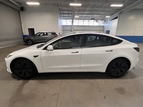 Used 2025 Tesla Model 3 Long Range image 6