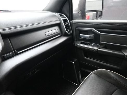 Used 2023 RAM 3500 Laramie AWD/4WD image 13