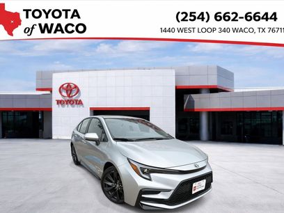 Used 2025 Toyota Corolla SE w/ SE Premium Package