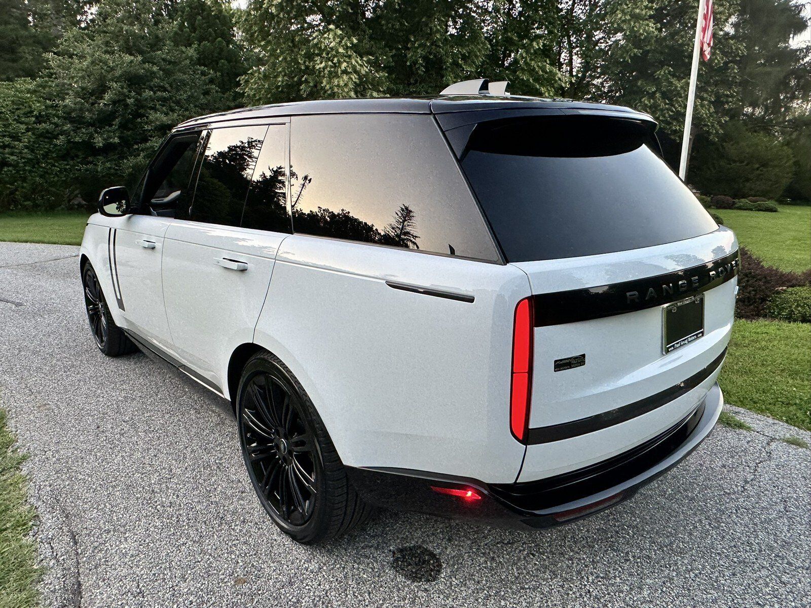 Used 2023 Land Rover Range Rover SE AWD/4WD image 8