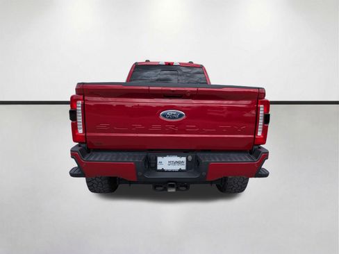 Used 2023 Ford F250 Lariat w/ Lariat Ultimate Package AWD/4WD image 5