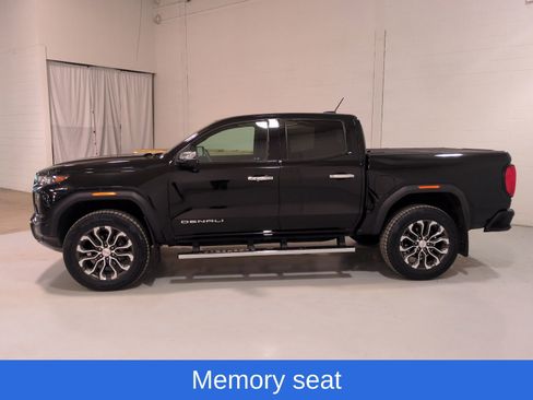 Used 2023 GMC Canyon Denali AWD/4WD image 6