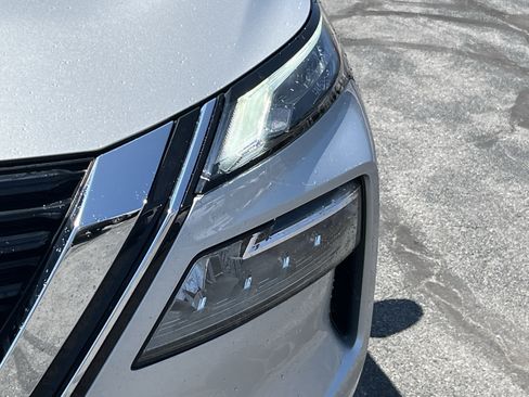 Used 2023 Nissan Rogue SV w/ SV Premium B Package AWD/4WD image 8