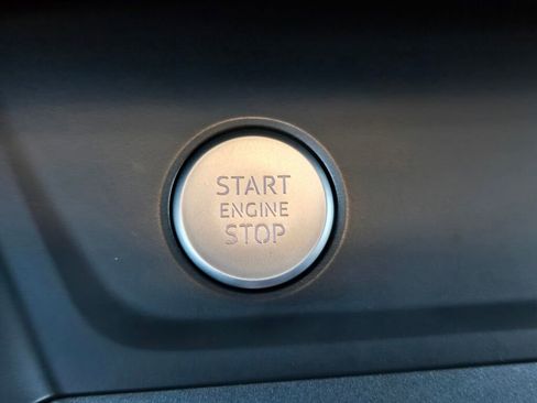 Used 2019 Audi Q3 2.0T Premium Plus w/ Premium Plus Package image 26