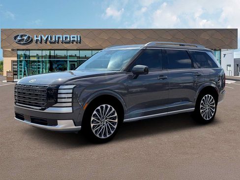 New 2026 Hyundai Palisade Calligraphy FWD image 2