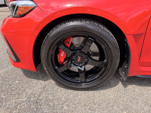 Used 2025 Honda Civic Type R image 8