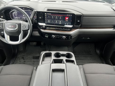 Used 2024 GMC Sierra 1500 Elevation image 34