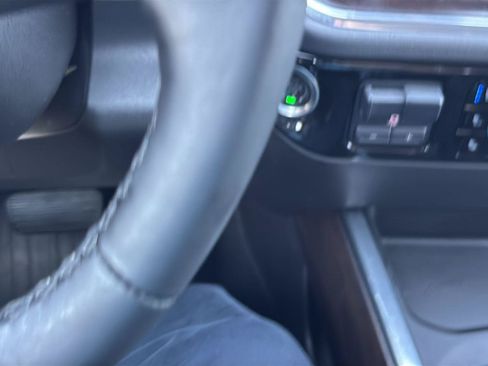Certified 2023 GMC Sierra 1500 SLT w/ SLT Premium Package AWD/4WD image 30