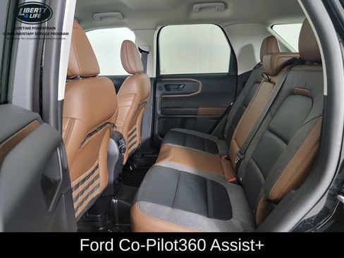 Used 2023 Ford Bronco Sport Outer Banks w/ Tech Package AWD/4WD image 16