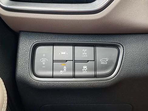 Used 2019 Hyundai Santa Fe AWD image 18