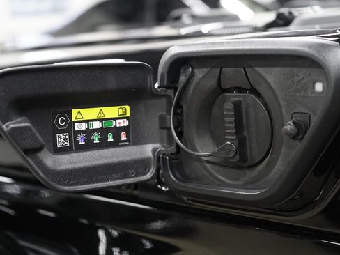 Used 2024 Jeep Wrangler High Altitude AWD/4WD image 43