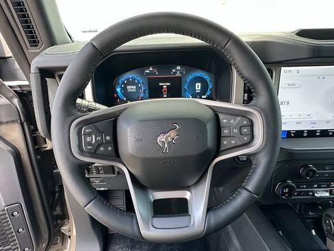 New 2026 Ford Bronco Outer Banks AWD/4WD image 8