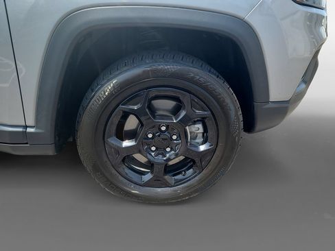 Certified 2024 Jeep Compass Trailhawk AWD/4WD image 16