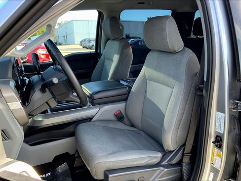 Used 2024 Ford F150 XLT w/ Mobile Office Package image 7