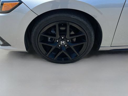 Used 2023 Honda Civic Sport image 29