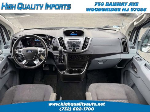 Used 2018 Ford Transit 150 XLT image 27