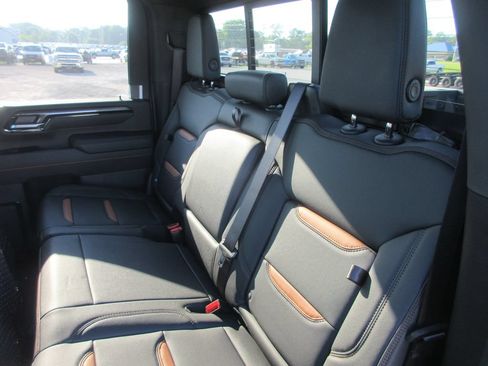 New 2026 GMC Sierra 2500 AT4 w/ AT4 Premium Plus Package AWD/4WD image 16