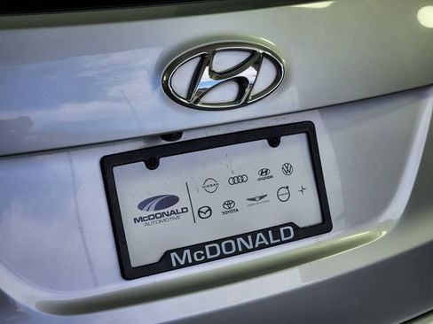 Used 2014 Hyundai Santa Fe Sport w/ Premium Equipment Package 03 AWD/4WD image 9